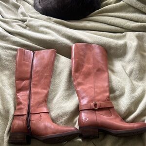 New.  Worn 1 time.  Too big for me